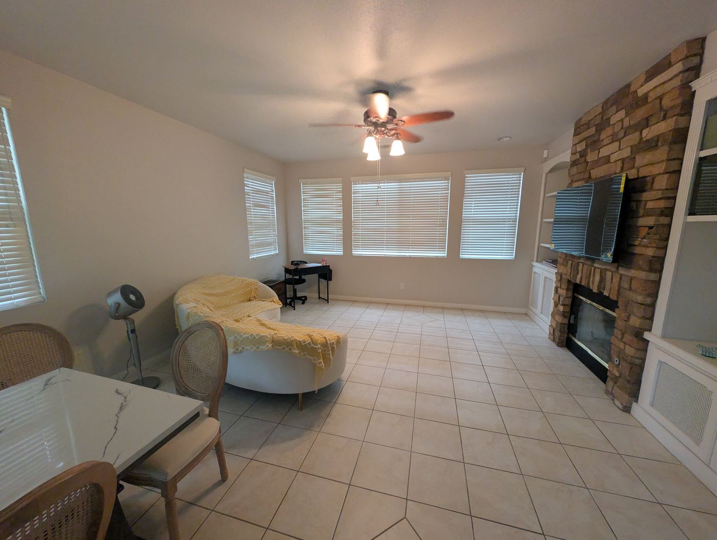 Dining Room — Gathering Area — Soleil Levant Care